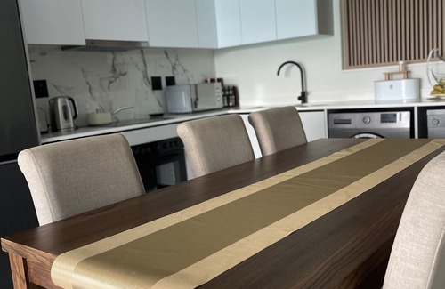 Tshwane Apartment | THE BLYDE with the famous lagoon facing unit which offers a view to die for.