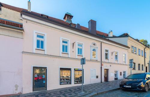 Mala Strana Apartment | The Bookhouse, 5-bedroom residence by Prague Castle