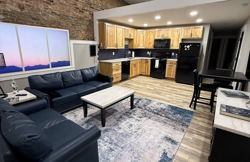 Idaho Falls Apartment | The Brick & Beam Apt#6