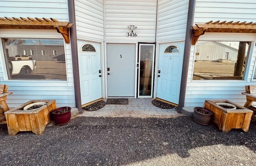 Idaho Falls Apartment | The Brick & Beam Apt#6