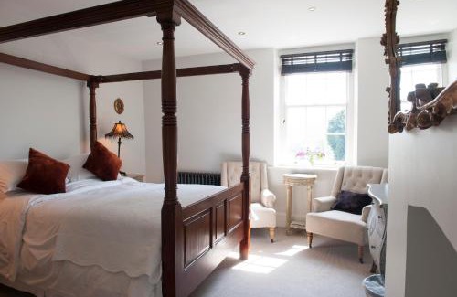 Wilton Bed & Breakfast | The Bridge House