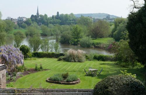 Wilton Bed & Breakfast | The Bridge House