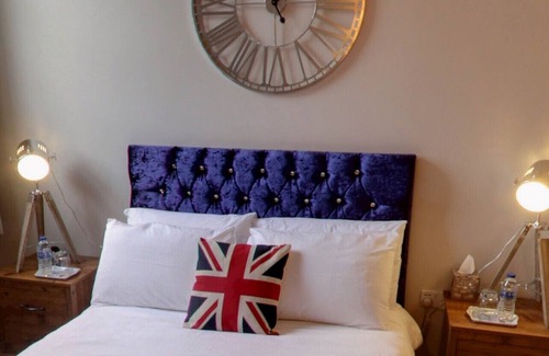 Stone Bed & Breakfast | The Bridge Inn