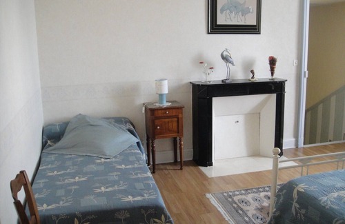 Les Brouzils Cottage | The Brouzils 85260 Pays de Loire, gite in mansion