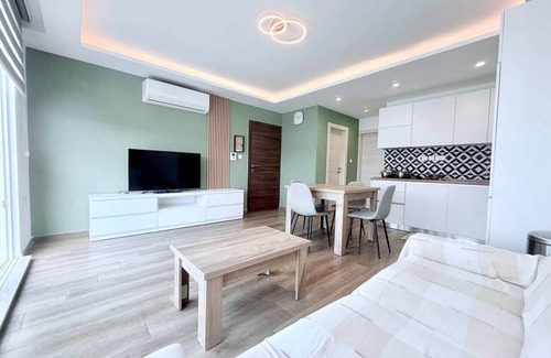 Bugibba Apartment | The Bugibba Central Penthouse!