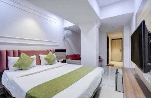 Indore Hotel | The Byke Express - Near Vishesh Jupiter Hospital