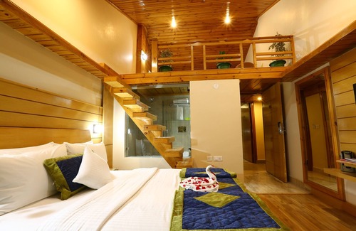 Baldeyan Hotel | The Byke Nature Vilas Pure Veg