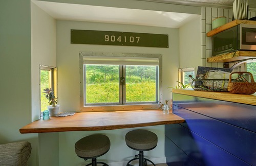 Logan Apartment | The Caboose at SR Station No. 1 | Hocking Hills