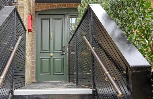 Maida Vale Hotel | The Carlton Tavern Hotel