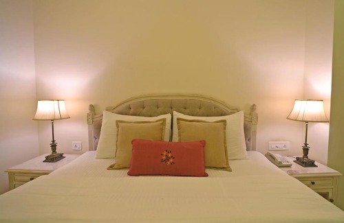 Shavri Colony Hotel | The Castle by KLR