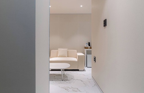 Seogyo-dong Hotel | The Central Hongdae