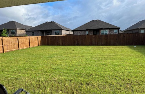 Uniontown House | The Chaffee Chateau - within minutes of ACHE, Fort Chaffee, and Mercy Hospital