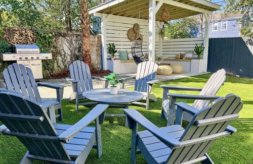 Westside House | The Charleston Suites: The Charles Suite