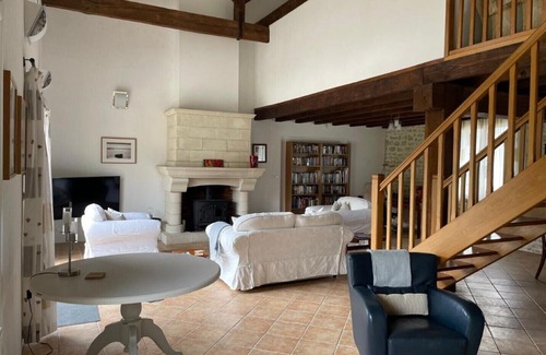Puyreaux Other | The charming private Farmhouse at La Grenouillére