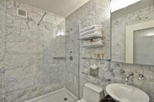 Midtown East Hotel | The Chemists Club Hotel