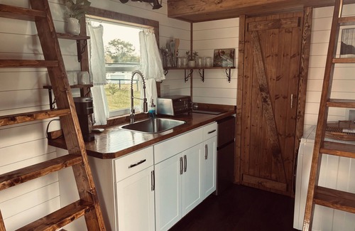 Fellowship Cottage | The Chicken Coop at the Barn at Fly Away Farm