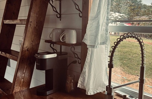 Fellowship Cottage | The Chicken Coop at the Barn at Fly Away Farm