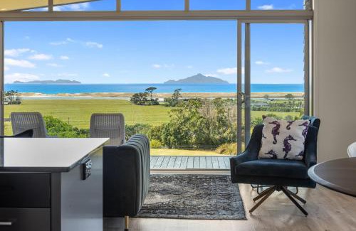 Waipu House | The Chocolate Box - Waipu Cove Holiday Home