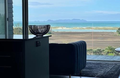 Waipu House | The Chocolate Box - Waipu Cove Holiday Home