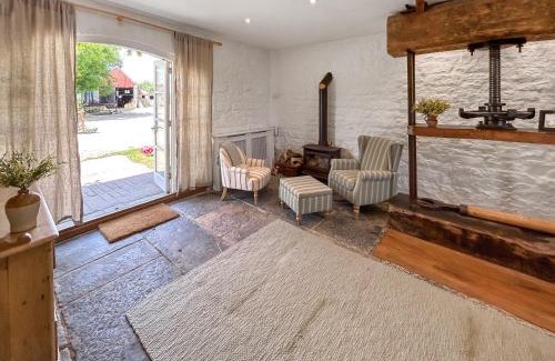 West Pennard Apartment | The Cider House
