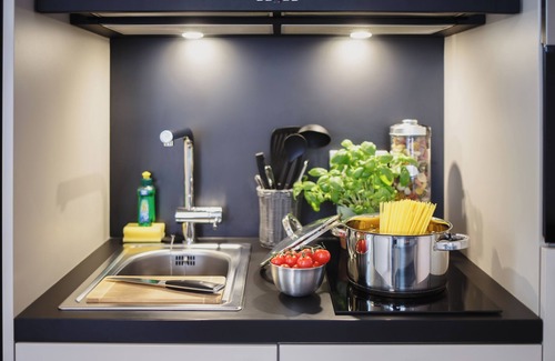 Friedrichshain-Kreuzberg Apartment | The Circus Living
