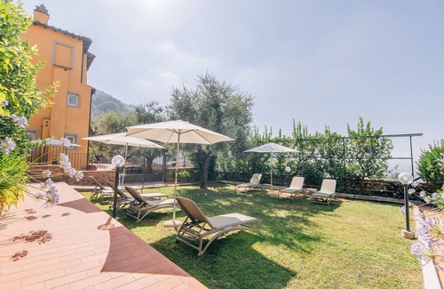 Uzzano Apartment | The Citrus Village - Mandarin