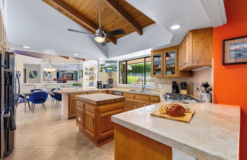 Palm Springs House | The Clipper Club - Vibrant Palm Springs Luxury Retreat
