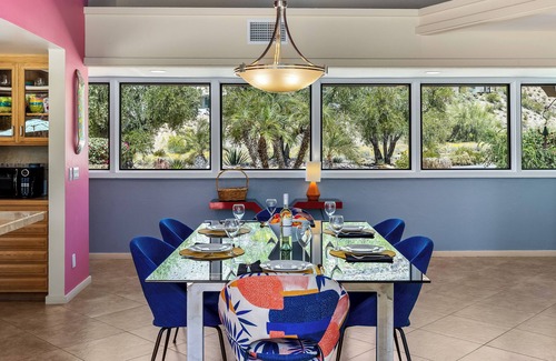 Palm Springs House | The Clipper Club - Vibrant Palm Springs Luxury Retreat