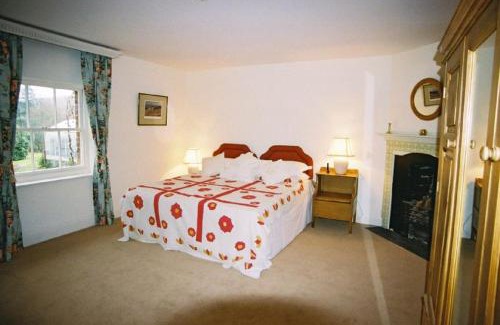 Llanfyllin House | The Coach House at Bryngwyn Hall