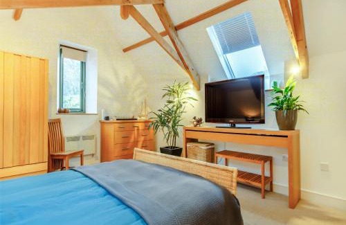 Harberton House | The Coach House