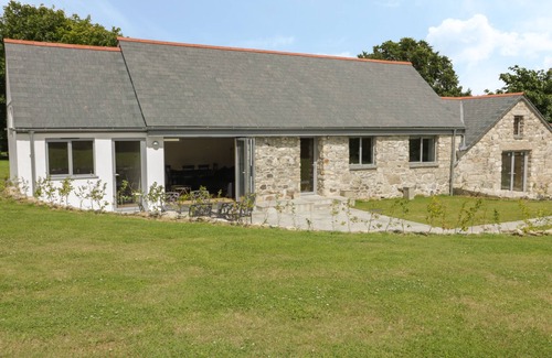 St. Stephen House | THE CORN STORE, family friendly, with a garden in St Stephen