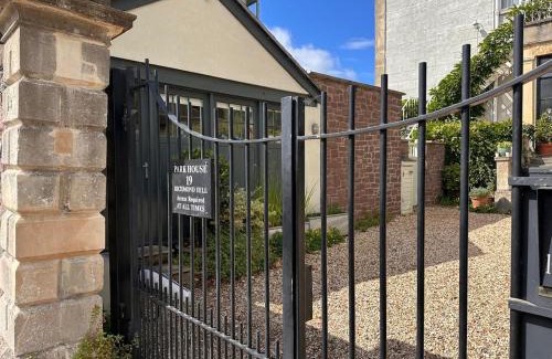 Clifton House | The Cottage