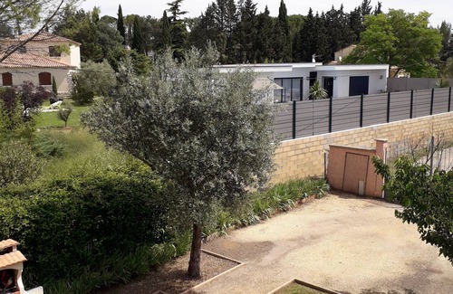Ales House | the country house in the shade of olive trees