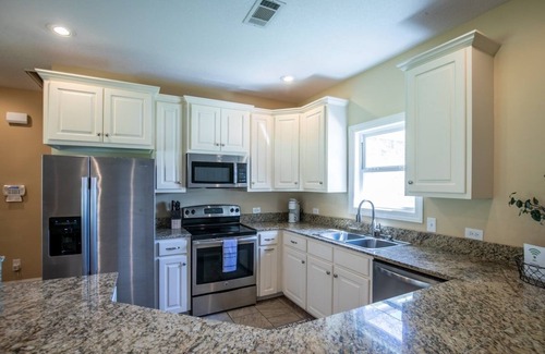 Oxford House | The Cross Creek, Discounted rate for LSU game day!