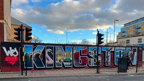 Canbury House | the crown loft ensuite luxury accommodation