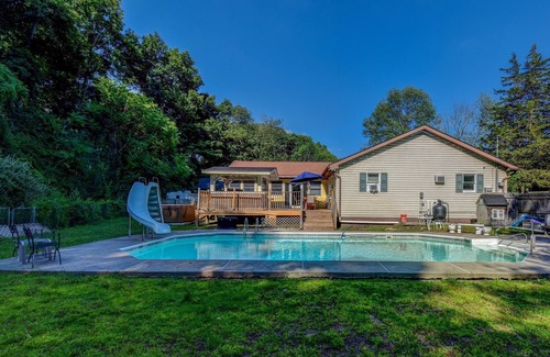 East Stroudsburg House | The Deutsch Ranch
