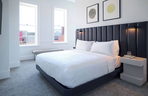 Old Port Hotel | The Docent's Collection - Boyd Block