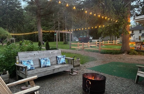 Hamburg House | The Dorothy Flat @ Footprint Farms