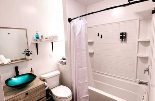 Lincolnville Hotel | The Dylan Suites - Steps from Downtown & Flagler5