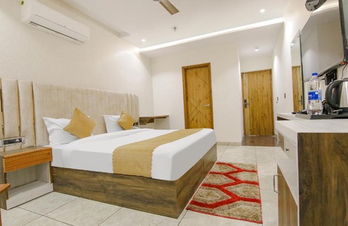 Mohali Hotel | The Eminence