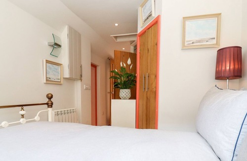 Milton Abbas Cottage | THE ENGINE ROOM in Milton Abbas