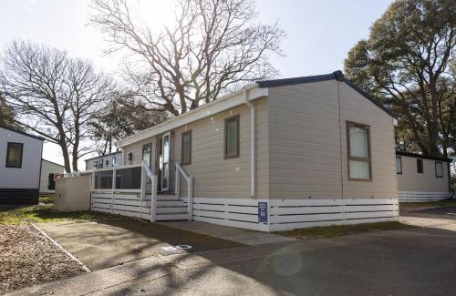 Mudeford House | The Escape