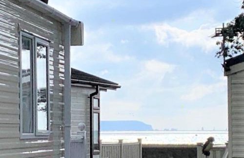 Mudeford House | The Escape