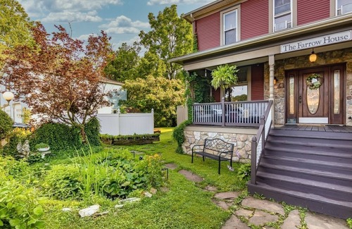 Nelsonville House | The Farrow House- Canoe, Bike, Hike, Historic, Hocking Valley Railroad,