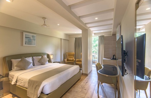 Calangute Hotel | The Fern Residency Calangute-Baga, Goa