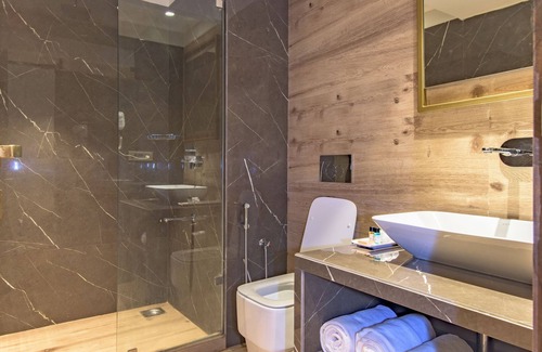 Calangute Hotel | The Fern Residency Calangute-Baga, Goa