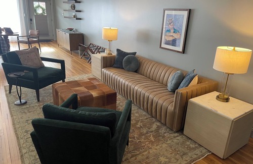 Gainesboro Apartment | The Fig Flat, a Stylish Studio Apartment with Empire King Bed in Gainesboro, TN