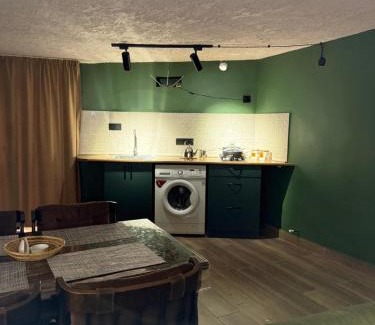 Borjomi Apartment | The Fireplace ROOM