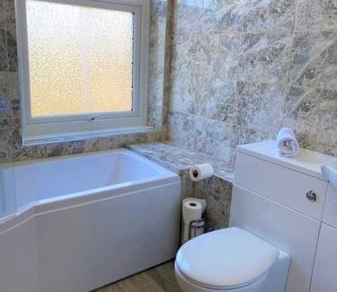 Cliftonville Apartment | The Four Bays Apartment - Cliftonville Central - By Goldex Coastal Breaks