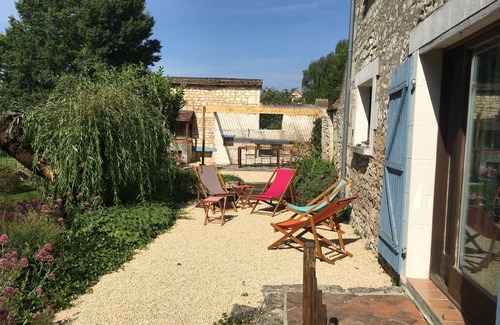 La Celle-Saint-Avant House | The Gîte de Longeville